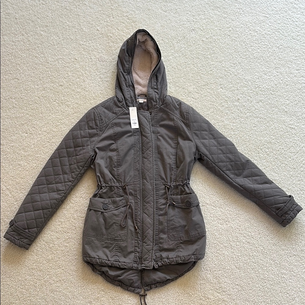 Women's Quilted Hooded Jacket